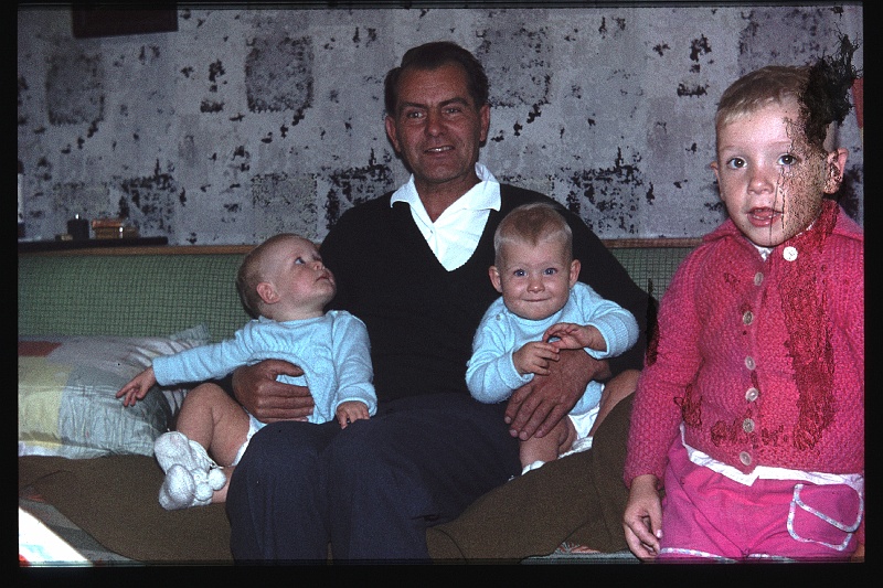 19.Gronau jul 1964 Ernst,Brigitte,Marion.JPG